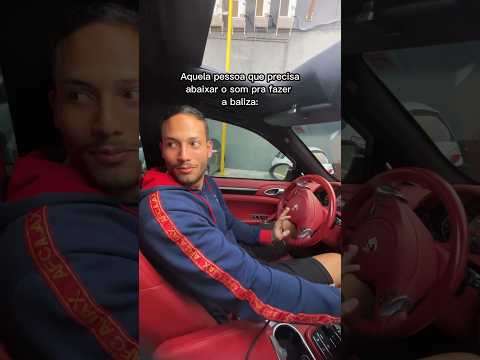 Você abaixa o som para fazer baliza? 😂#metas #gratidao #porsche #reels #explorar #viral #fyp