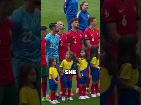 She LOVES Ronaldo So Much!! 😍⚽