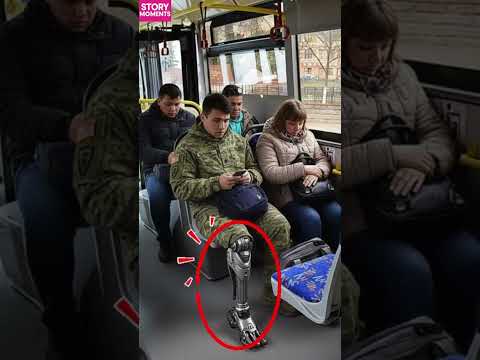Kindness on the Bus 🚍 Soldier's Heartwarming Gesture #kindness #bus #shorts