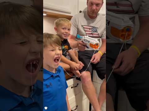 Funny father helps child pull tooth 🦷🤣🤣#funny#fyp#usa🇺🇸 #funnymoments #fun#laugh #funnykids