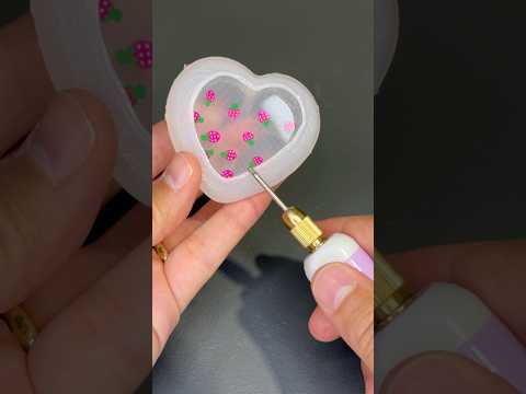 Satisfying ASMR 🍓🥰 Strawberry Squishy