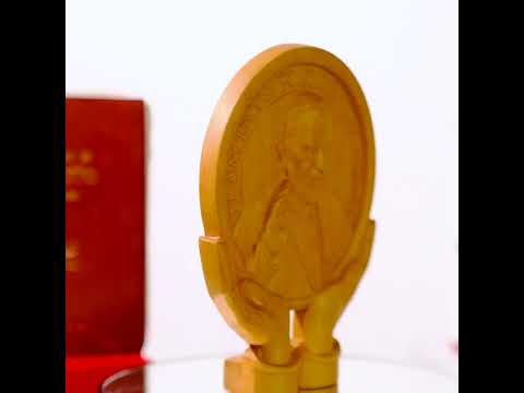 Pope Saint John Paul II Wooden Statue, Pope St. John Paul II, Religious Christian Catholic gifts, Church supplies, Icon of Saint John Paul 2