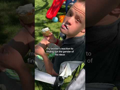funny gender reveal reaction 👀 #shorts