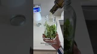 Make your own #OreganoOil the benefits are 🤯🤯🤯🌱🌱🌱