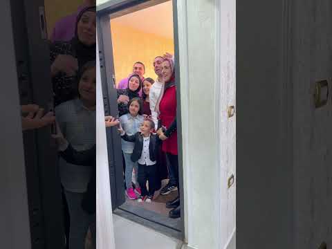 مفاجاة العائلة