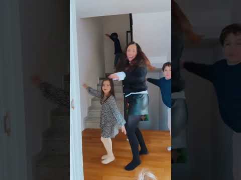 Cuántos niños veis en el vídeo??