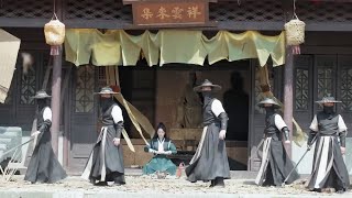 刺客围攻重伤女子，她内力一爆发，以一敌五秒杀全场！ 💗 Chinese Television Dramas