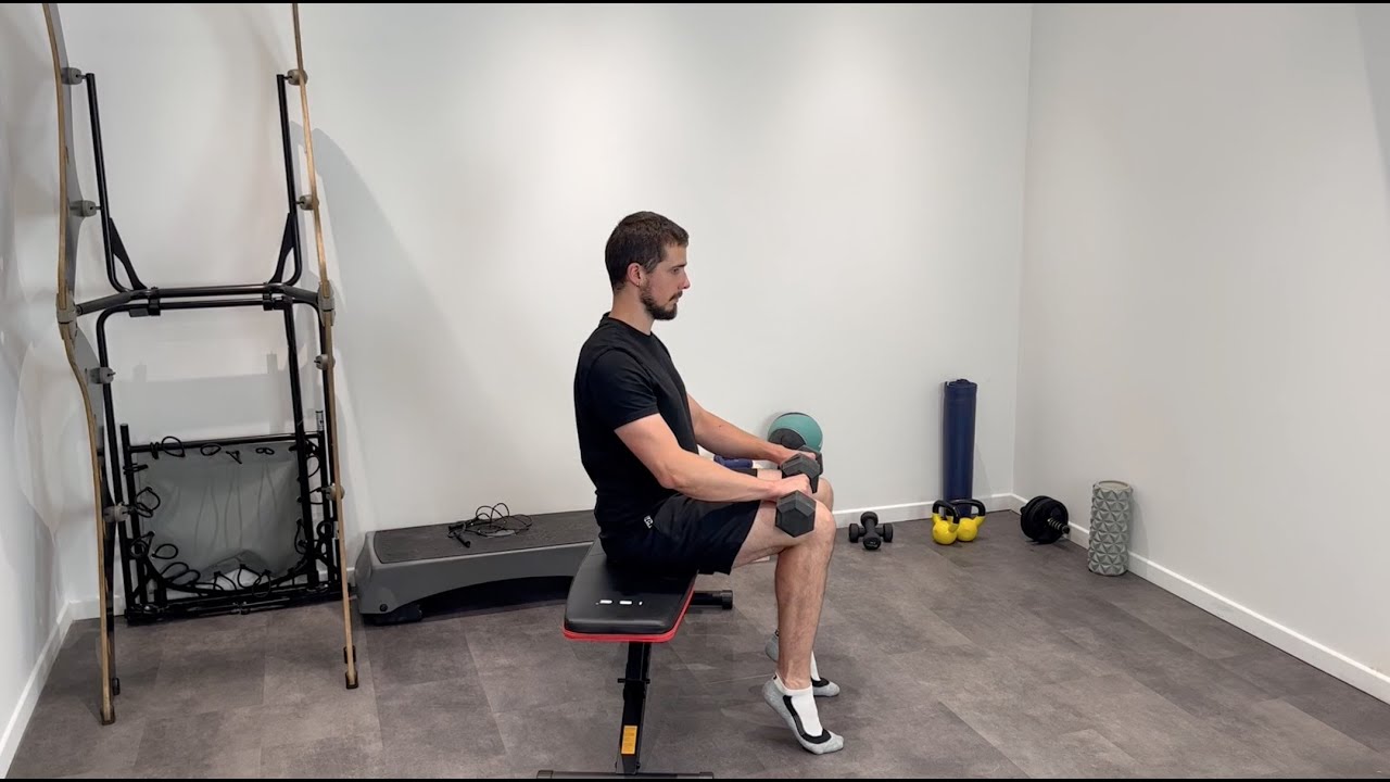 Extension mollets assis avec haltère