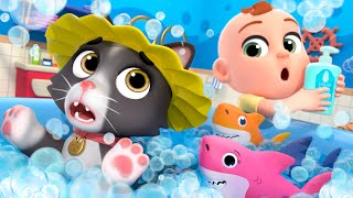 Bath Time Fun! | Hey Diddle Diddle Song | Newborn Nursery Rhymes & Kids Songs