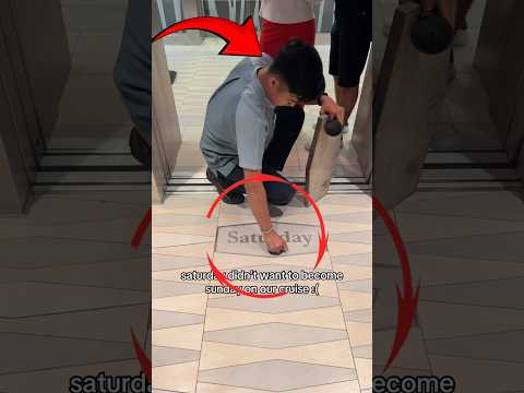 #jaidmeel cruise worker struggles with stuck sign 😱 #shortsvideo