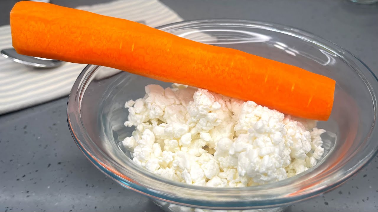 Три штуки съедаю за раз! Просто натираю морковь в ТВОРОГ, так ВКУСНО получается! Сырники Золотистые