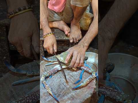 Amazing Giant Crab Cutting Skills Live In Fish Market || #shorts