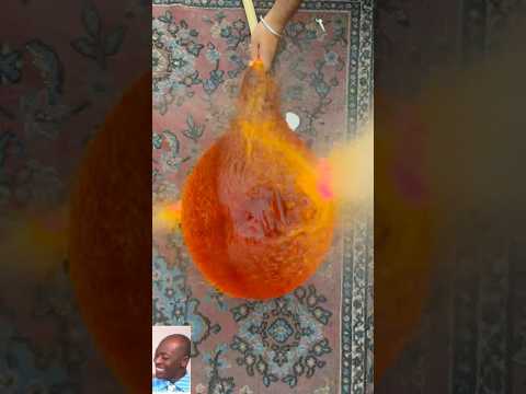 Giant balloon with water 💧😱#viralvideo #experiment #shortsvideo #giantballoon ￼#giant #viral #hack