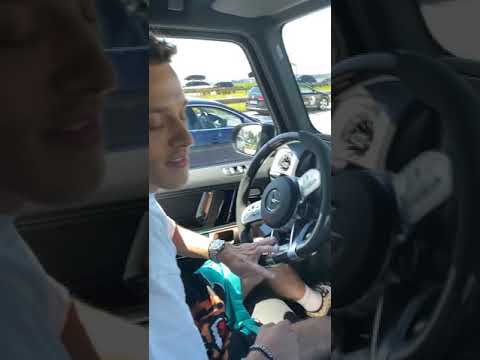 How to get out of traffic jams with a G63 AMG