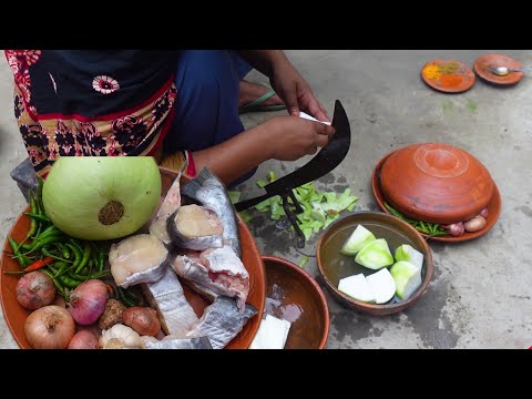 Boyal Fish Bottle Gourd Curry | কঁচি লাউ বোয়াল মাছের মজাদার বাঙ্গালী রান্না