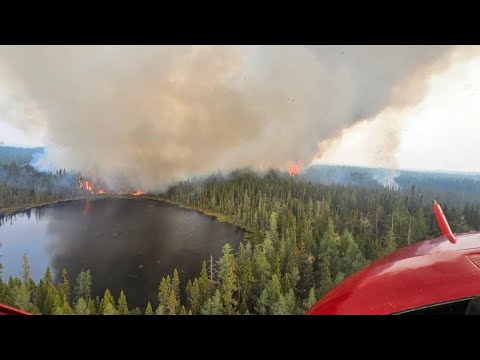 The Sky Turned Black While Fishing in Remote Lake (Extreme Forest Fire Warning)