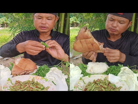 ตำถั่วหมูย่างบรรยากาศทุ่งนา