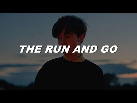 twenty one pilots - the run and go (lyrics)