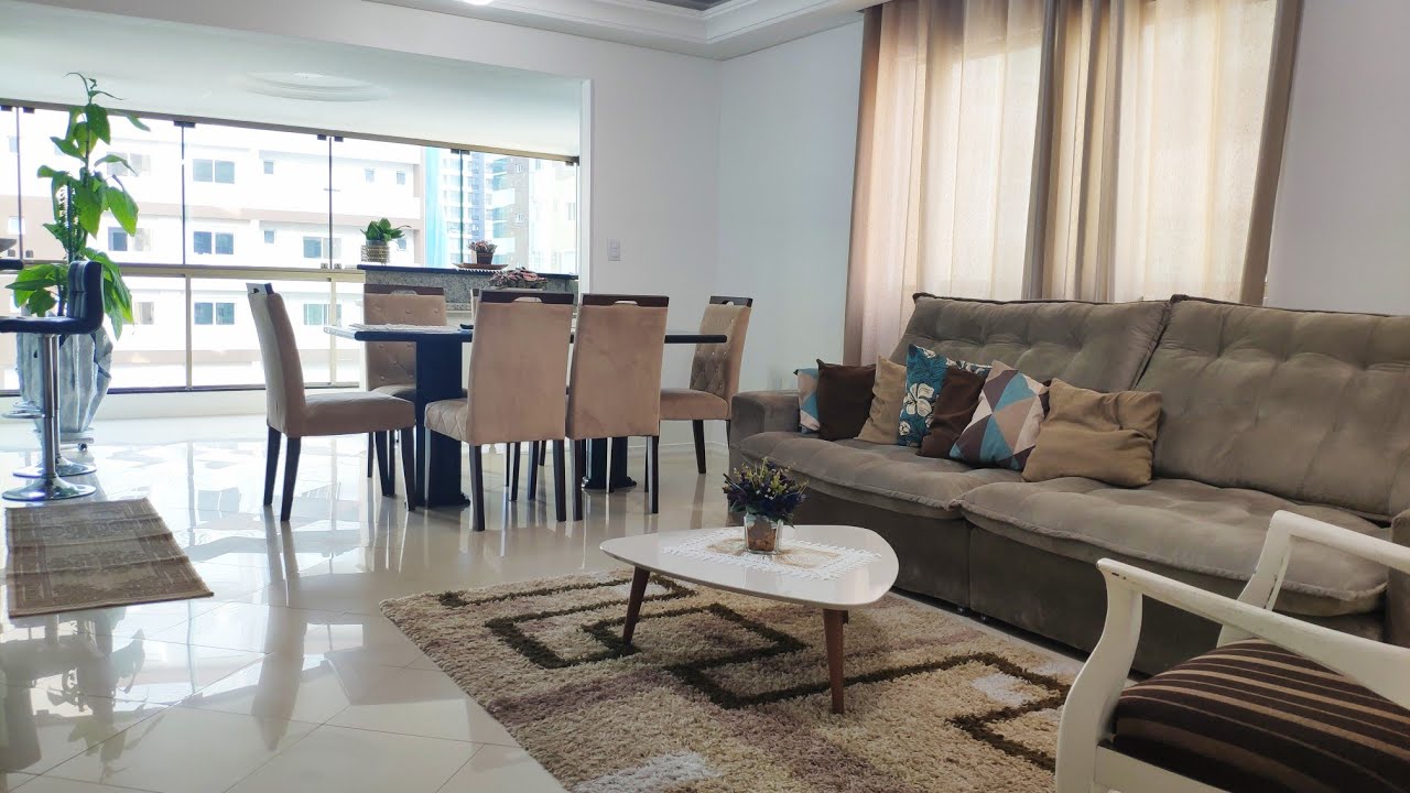 Apartamento 3 suítes em Meia Praia / Itapema -SC para locação de temporada 