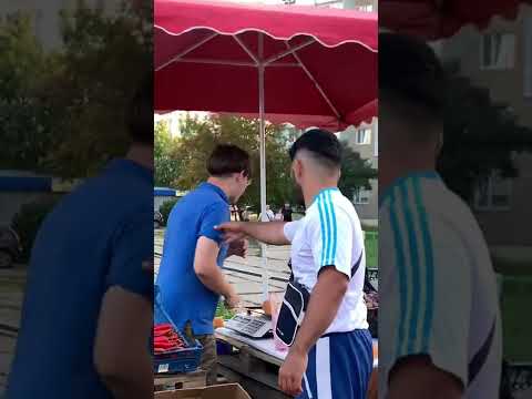 Как думаете,ему приятно? #shorts #тикток #пранк #жизнь #проверка #опрос