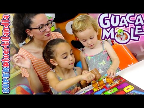 Aplastando Topos en Guacamole! Juego de mesa con Andrea e Irene. SUPERDivertilandia!