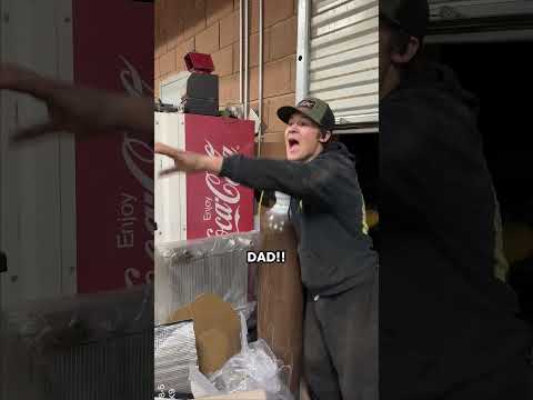 Ruslan’s Method of getting his deaf parent’s attention ?