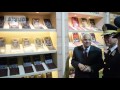 بالفيديو: محافظ القاهره يتفقد الجناح العسكري بمعرض الكتاب