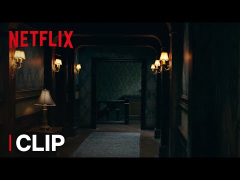 The Haunting of Hill House | Clip: The Scariest Hallway We’ve Ever Seen | Netflix