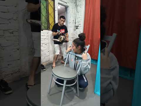 ficou presa 😱 #humor #comedia #memes #youtubeshorts #family #shorts