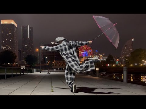 【This Umbrella looks alive…!!】【Japanese most viral performer】Robomon