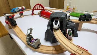 BRIO train & wooden rails ☆ Create your own original course and play!