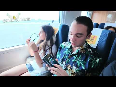 Global Youth Anchors Explore China's High-Speed Rail in Zhejiang