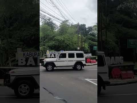 RI 1 Berangkat Dinas Lewat Babakan Madang #presidenprabowo