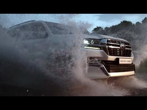 Toyota Land Cruiser 200 Executive Lounge