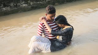 धनी घर का लड़का पैसा के गुमान में रहता है तो देखिए क्या करता है , लड़की के साथ क्या होता है