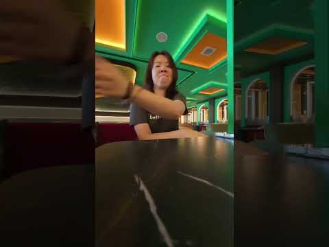 El Luna #yolo #adventurewithyou #vlog #cafehopping #wuivlog