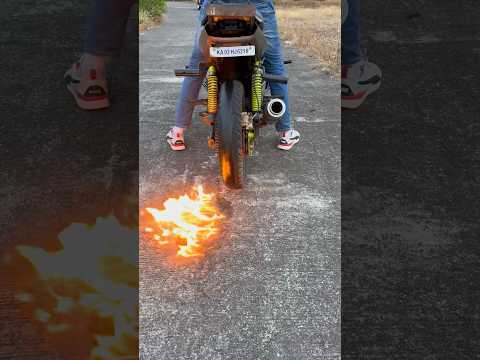Fire Burnout Stunt Mini Vlog ? #shorts #vlog #trending #stunts #pulsar