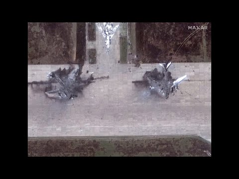 ウクライナのドローン奇襲受けたロシア軍基地の衛星写真公開、被害の実態が明らかに
