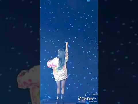IU dancing tiktok song ไอยู น่ารักมาก🥰
