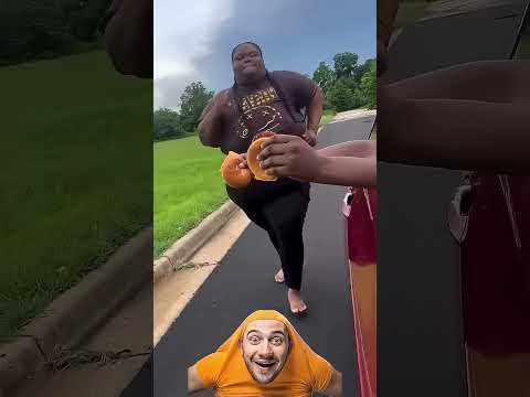 برغر 😂😂#دويتو #ضحك #ترند #السعودية