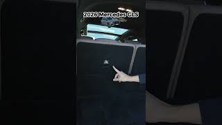 Folding the rear seats in the 2026 Mercedes GLS 🧐!