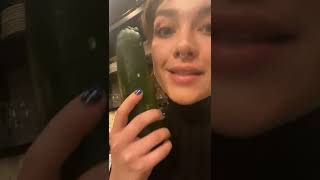 Florence Pugh makes Courgetti with a Vegetable Sauce and Garlic Prawns ~ January 28, 2022