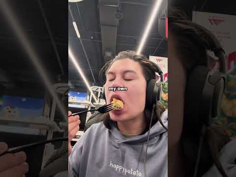 Eating Everything at a 24hr Korean Internet Cafe