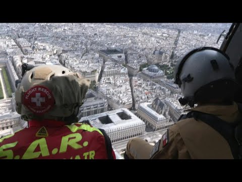 Bastille Day: Aerial views aboard an air force helicopter | AFP