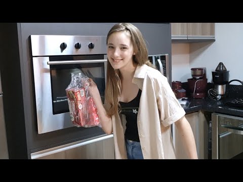 FIZ UMA SURPRESA A MINHA CUNHADA!