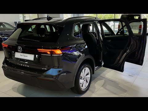 2025 Volkswagen Tiguan Life - Exterior and interior details