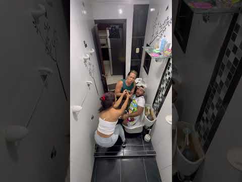 Ya ni el baño es seguro #viralvideo  #funny  #reels
