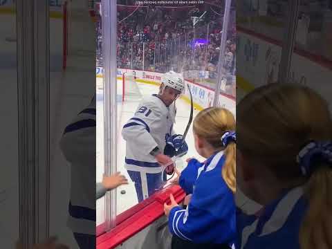 Alle haben es versucht, aber er hat seinen wahren Fan gewählt ❤️