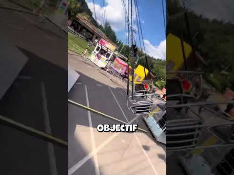 Pourquoi seulement deux personnes sur cette balançoire #shorts
