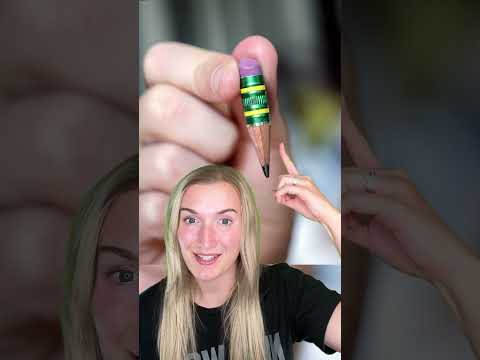RANDOM Things We ALL DID In Our CHILDHOOD!😲
